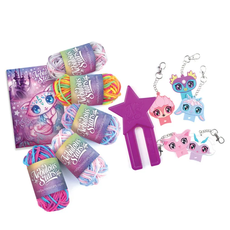 Nebulous Stars, zestaw do robienia breloczków z pomponami