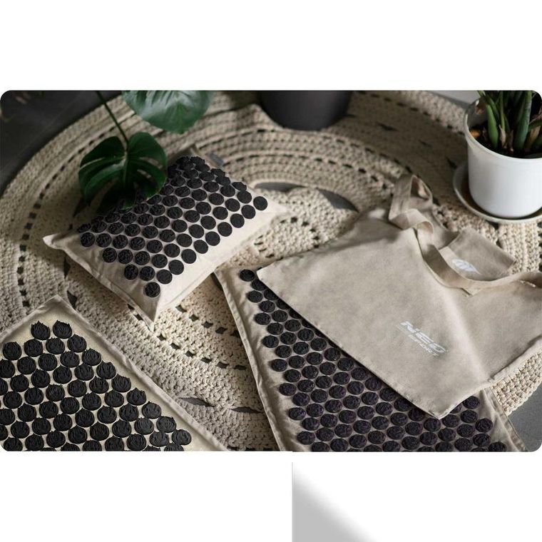 Neo-Sport, mata z kolcami do akupresury, szaro-czarna