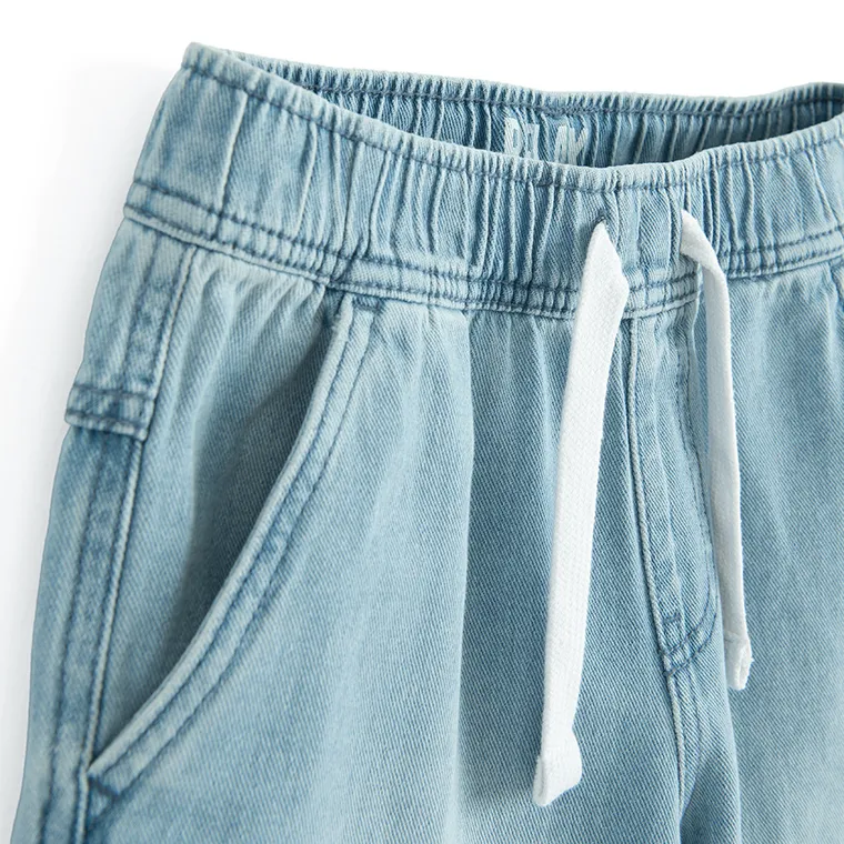 Niebieskie jeansowe szorty z regulacją relaxed Cool Club