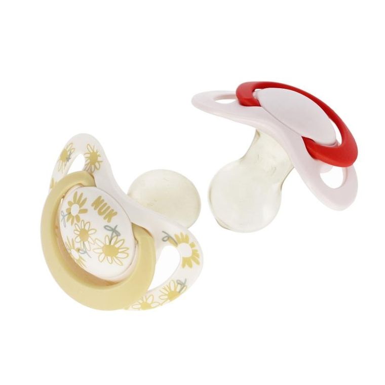 Nuk, Star, smoczek uspokajający, lateksowy, 6-18m, żółty i czerwony, 2 szt.
