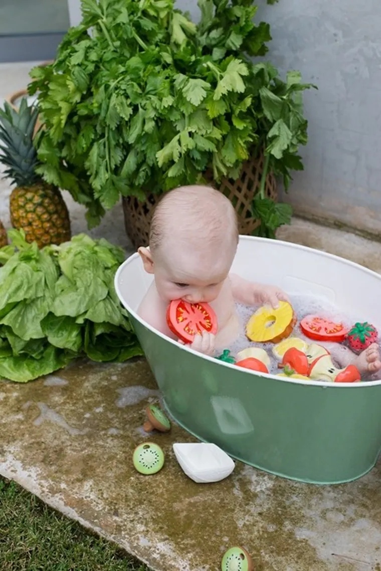 Oli & Carol, gryzak, Pomidor Renato