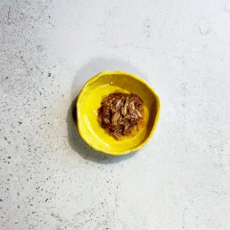 Ollo, tuńczyk z anchois w bulionie, mokra karma dla kotów, 70g