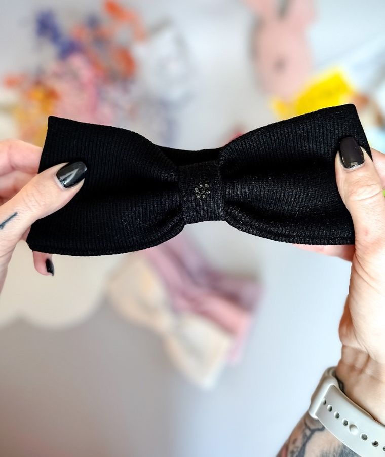 Opaska dziewczęca, prążkowana, czarna, Iltom