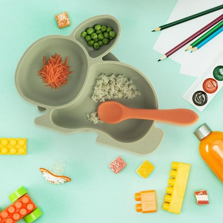 Orion, talerz dla dziecka silikonowy dzielony, zielony zajączek, 23-18,5-3,5 cm