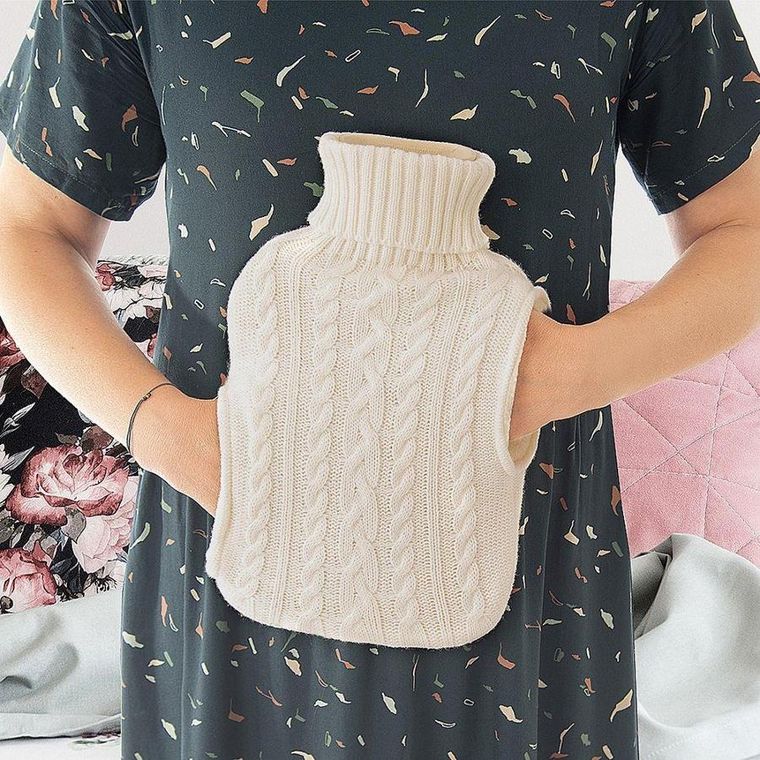 Orion, termofor gumowy w sweterku, beżowy, 1.6 l, 33-20 cm