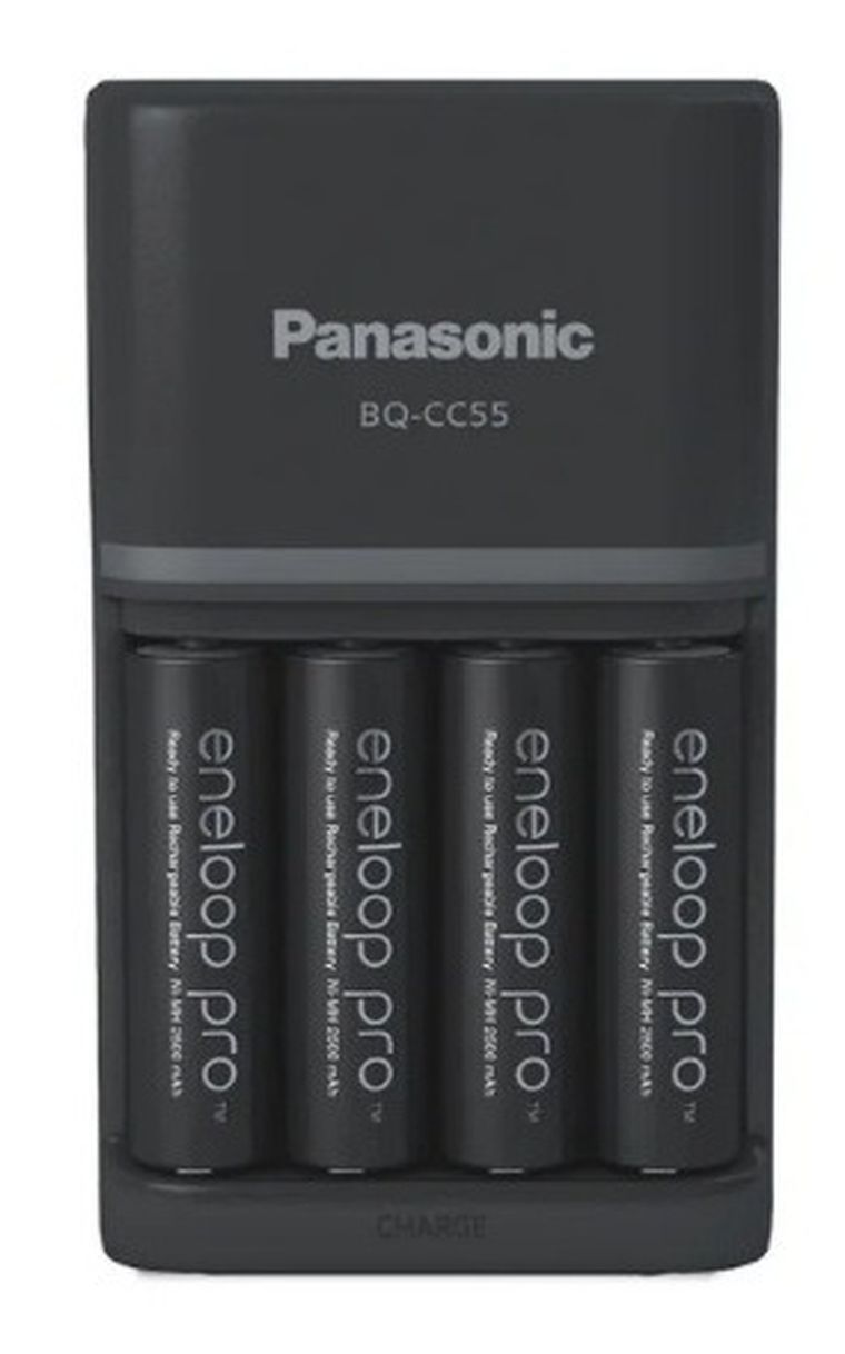 Panasonic, ładowarka SMARTPLUS + 4x AA Eneloop, akumulatorki, Pro 2500 mAh
