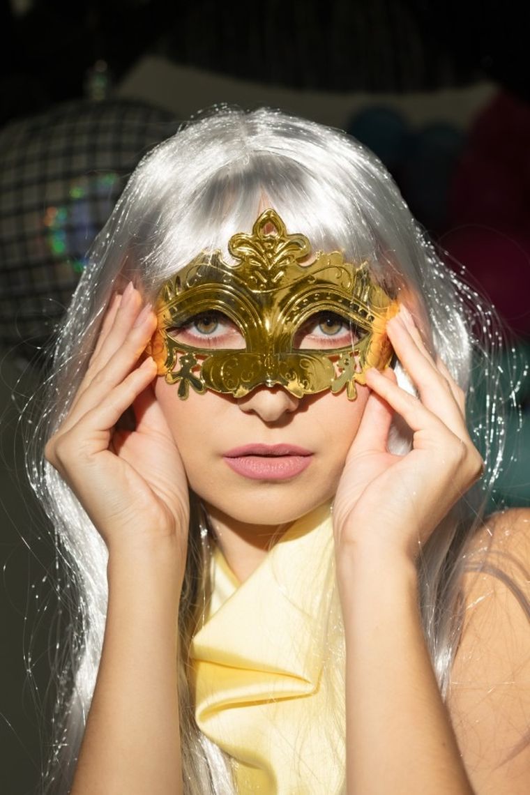 PartyDeco, maska karnawałowa, złoty, 17-9 cm