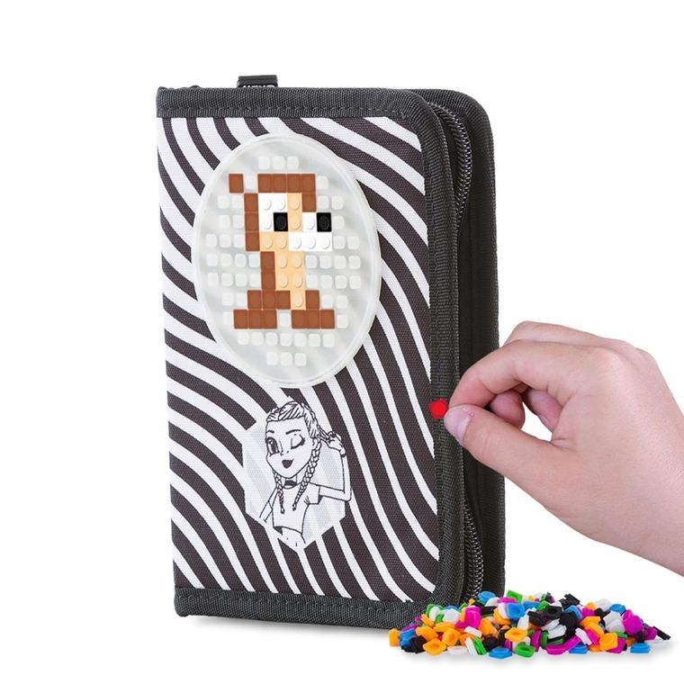 Pixie Crew, Zebra, piórnik jednokomorowy, panel świecący w ciemności