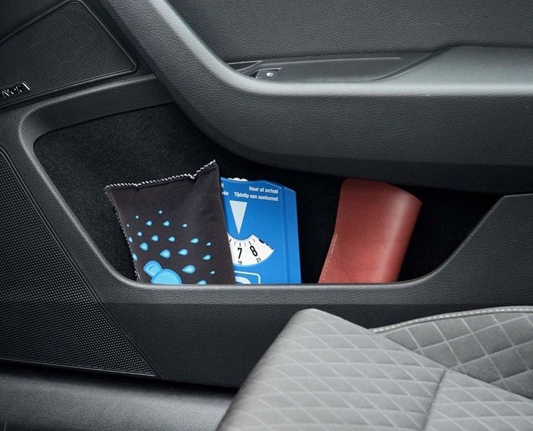 Pochłaniacze wilgoci do samochodu, drops, 2 szt.