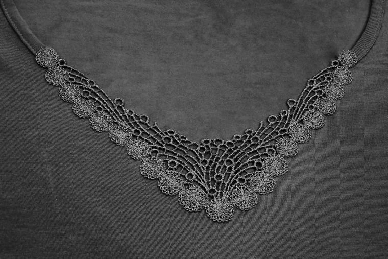 Podkoszulek damski z krótkim rękawem, czarny, Isa, Saltex