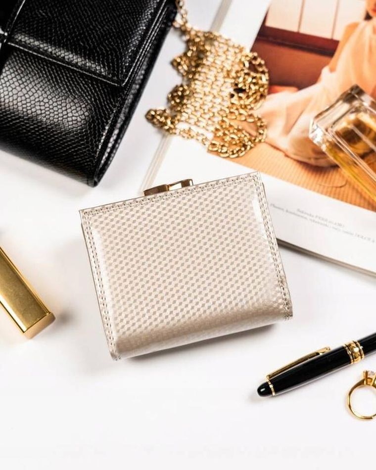 Portfel, beżowy, skórzany, Peterson