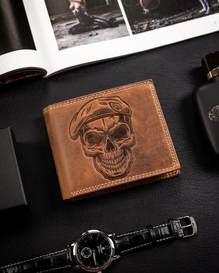 Portfel, brązowy, skórzany, Always Wild