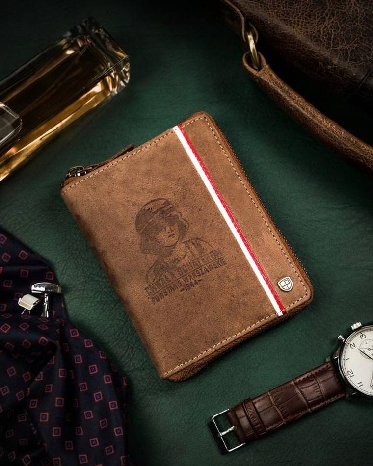 Portfel, brązowy, skórzany, Peterson