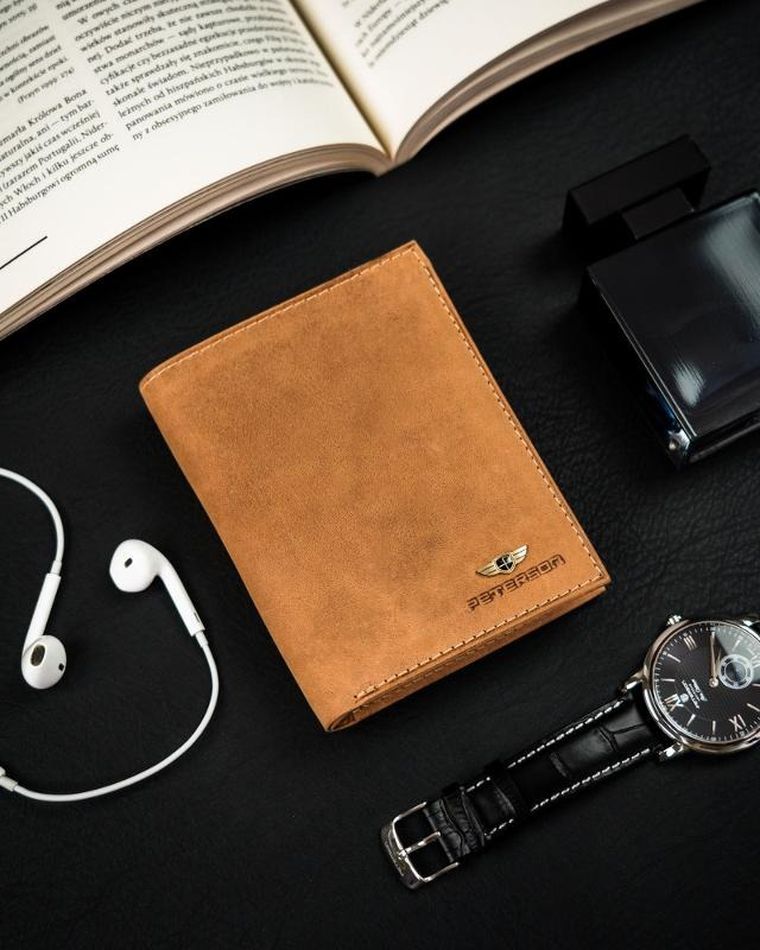 Portfel, brązowy, skórzany, Peterson