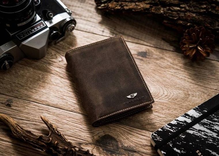 Portfel, brązowy, skórzany, RFID, Peterson