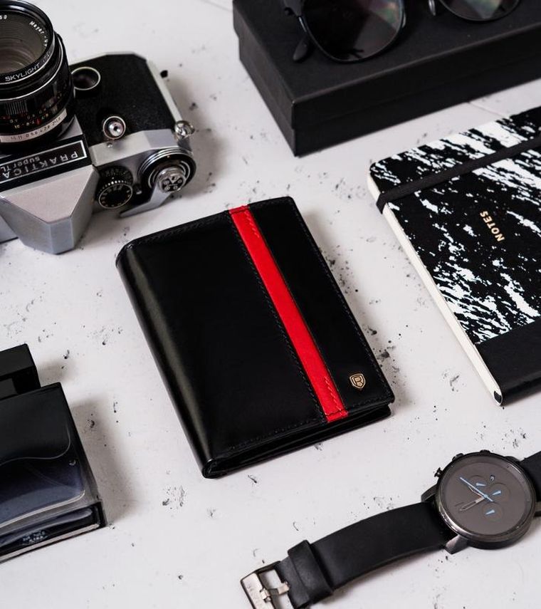 Portfel, czarno-czerwony, skórzany, RFID, Rovicky