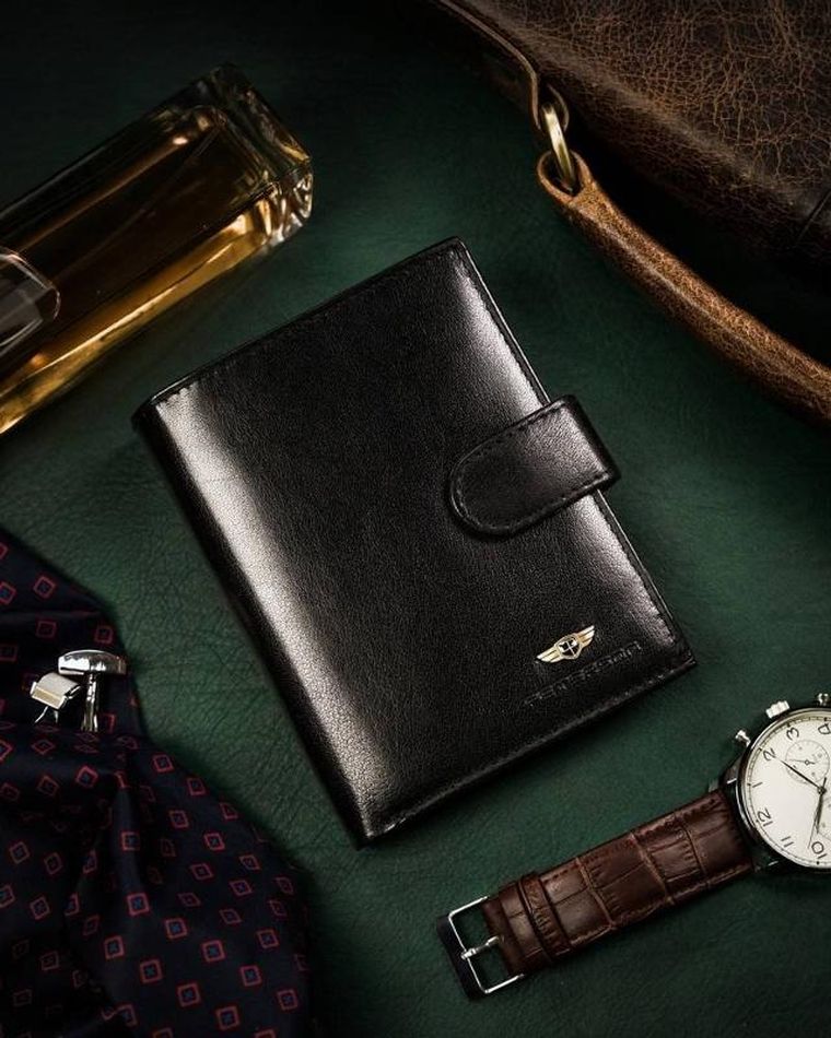 Portfel, czarny, skórzany, Peterson