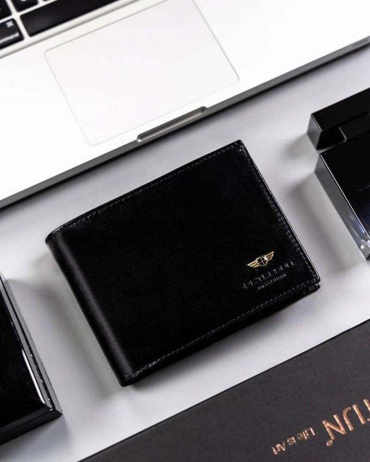 Portfel, czarny, skórzany, Peterson