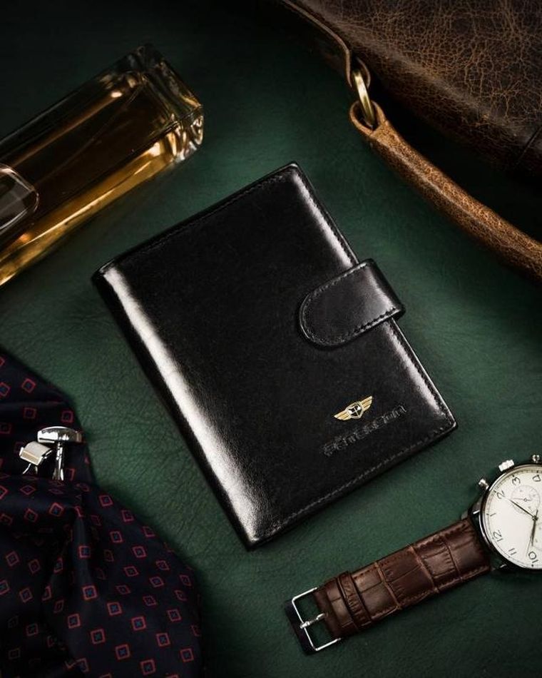 Portfel, czarny, skórzany, Peterson