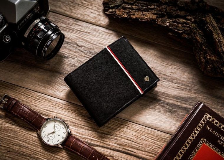 Portfel, czarny, skórzany, Peterson