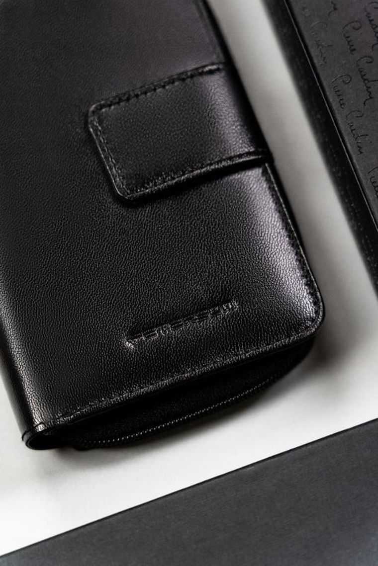 Portfel, czarny, skórzany, Peterson