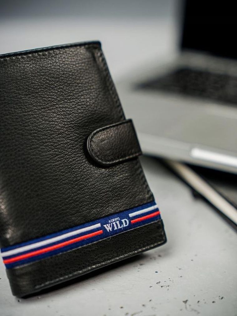 Portfel, czarny, skórzany, RFID, Always Wild