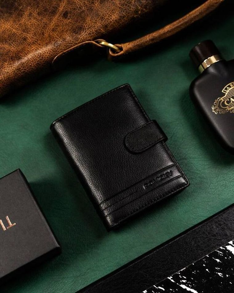 Portfel, czarny, skórzany, RFID, Rovicky