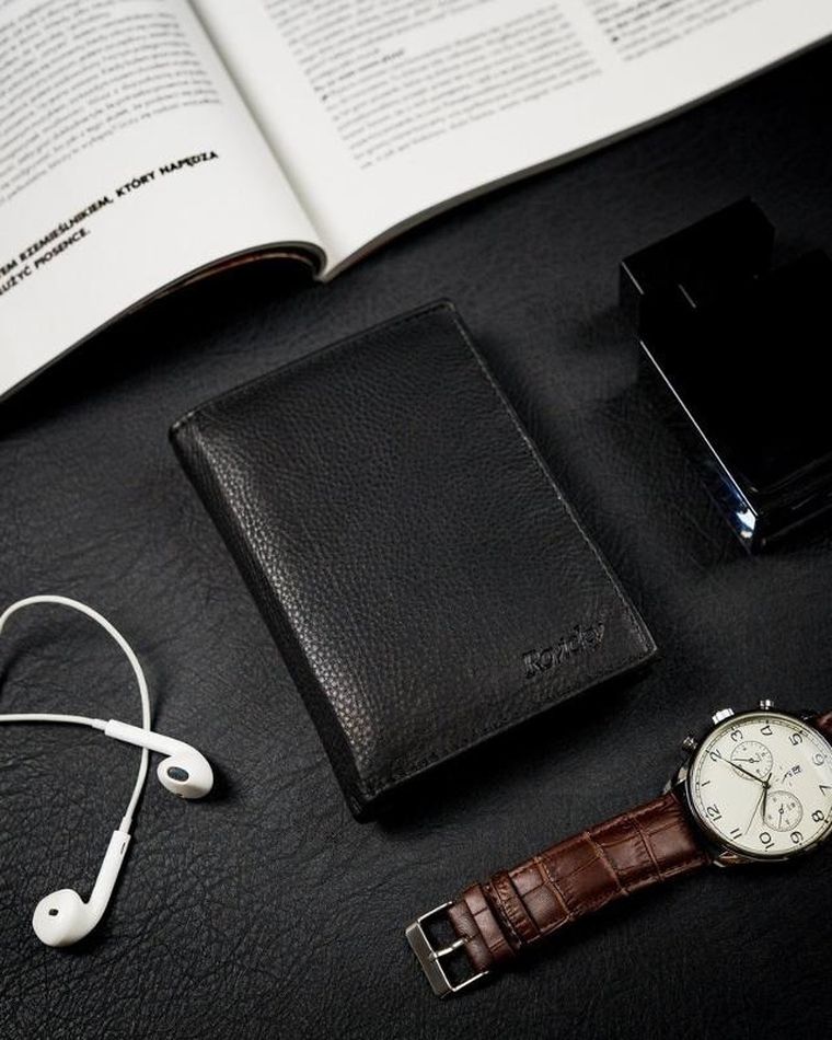 Portfel, czarny, skórzany, RFID, Rovicky