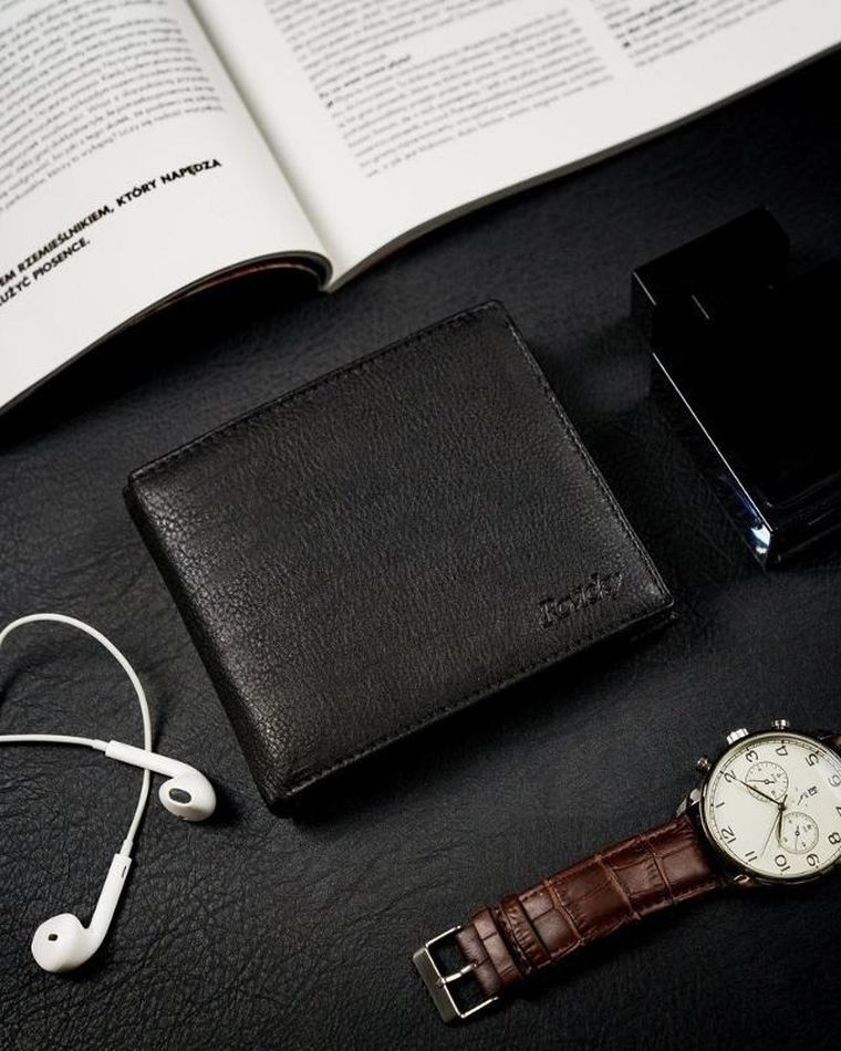 Portfel, czarny, skórzany, RFID, Rovicky