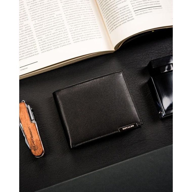 Portfel, czarny, skórzany, Ronaldo