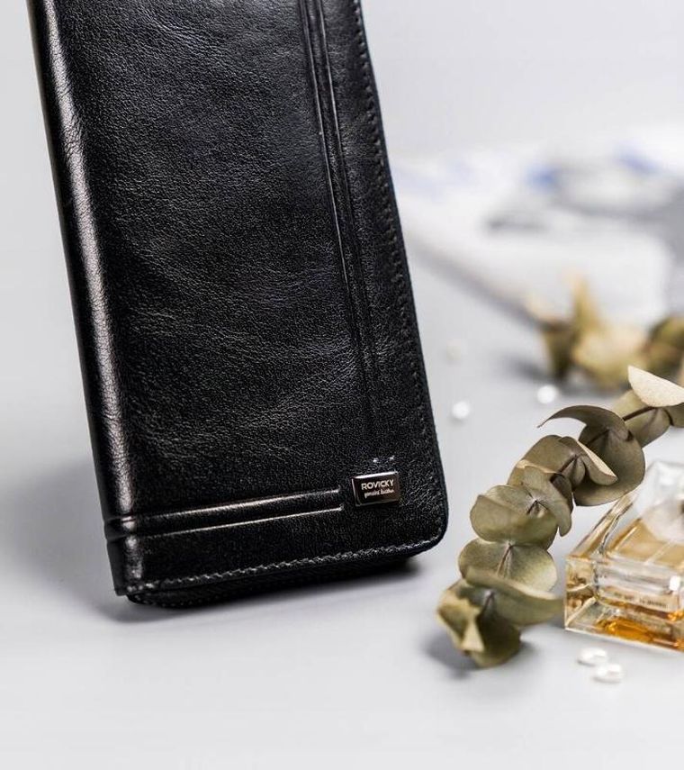 Portfel, czarny, skórzany, Rovicky