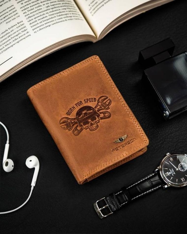 Portfel męski bez zapięcia z naturalnej skóry nubukowej, Peterson