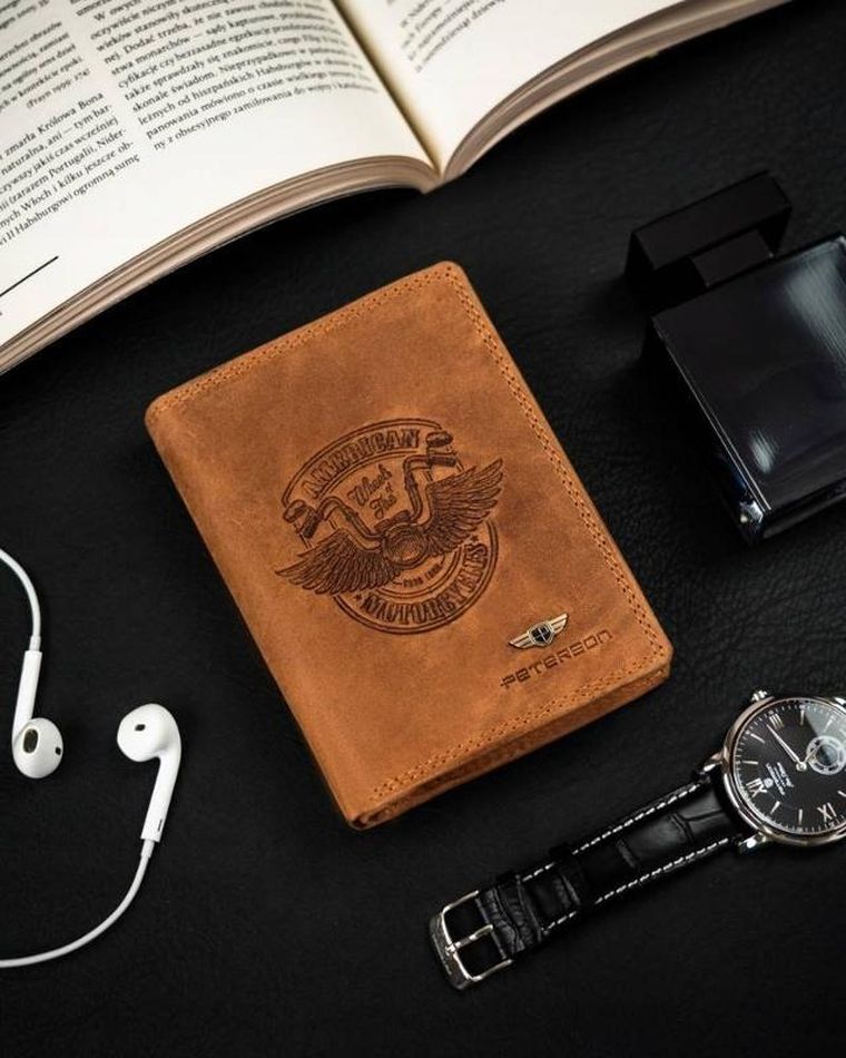 Portfel męski bez zapięcia z naturalnej skóry nubukowej, Peterson