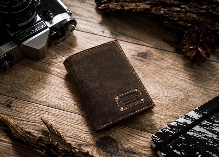 Portfel męski z retro skóry nubukowej, Peterson
