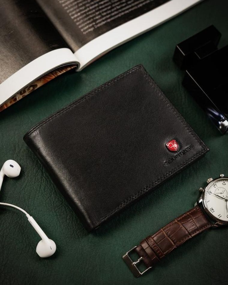 Portfel na karty, czarny, skórzany, Peterson