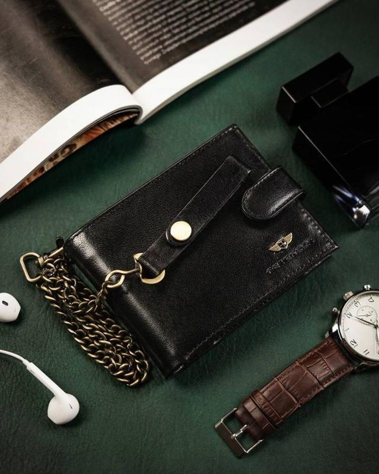 Portfel z łańcuszkiem, czarny, skórzany, Peterson