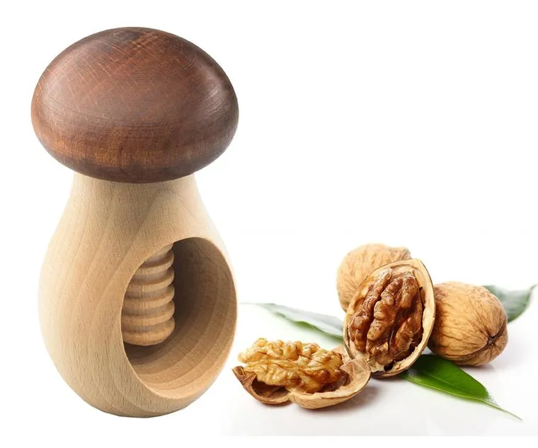 Practic, dziadek do orzechów, drewniany, grzybek