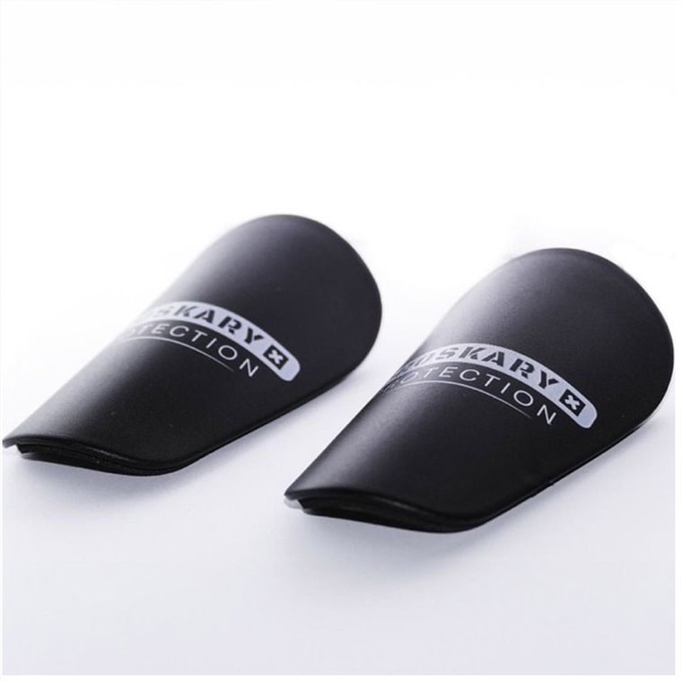 Proskary, nagolenniki piłkarskie, Mini czarne, rozmiar uniwersalny