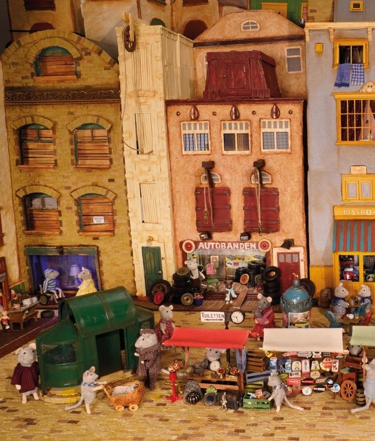 Sam i Julia w Muzeum. Mysi domek