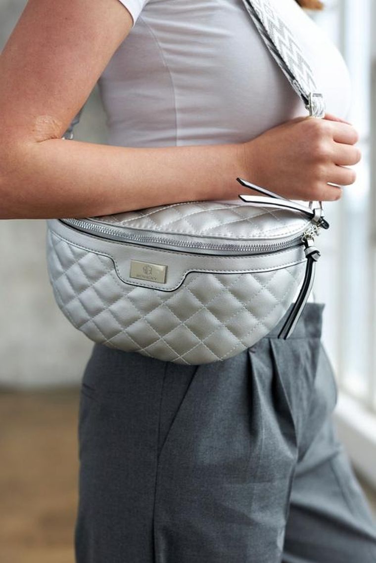 Saszetka na biodro, nerka, srebrna, skóra ekologiczna, Rovicky