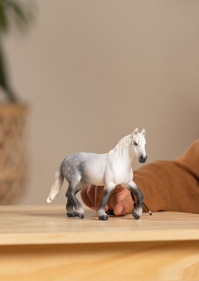 Schleich, Farm World, Klacz rasy Perszeron, figurka, 13971