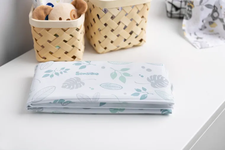 Sensillo, przewijak - mata turystyczna, nadruk floral, niebieski