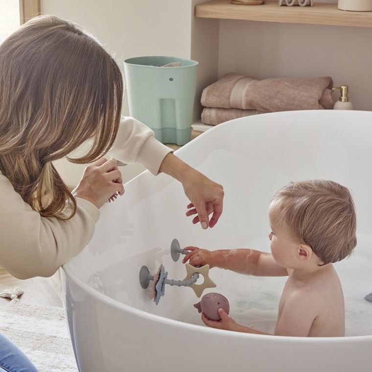 Shnuggle, zabawka i gryzak z przyssawką, gwiazdki