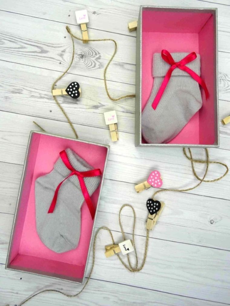 Skarpetki dziewczęce bezuciskowe, jasnoszare, Milusie