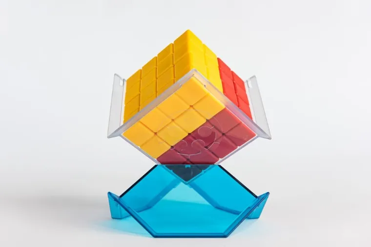 Smart Games, Blok w blok, gra logiczna