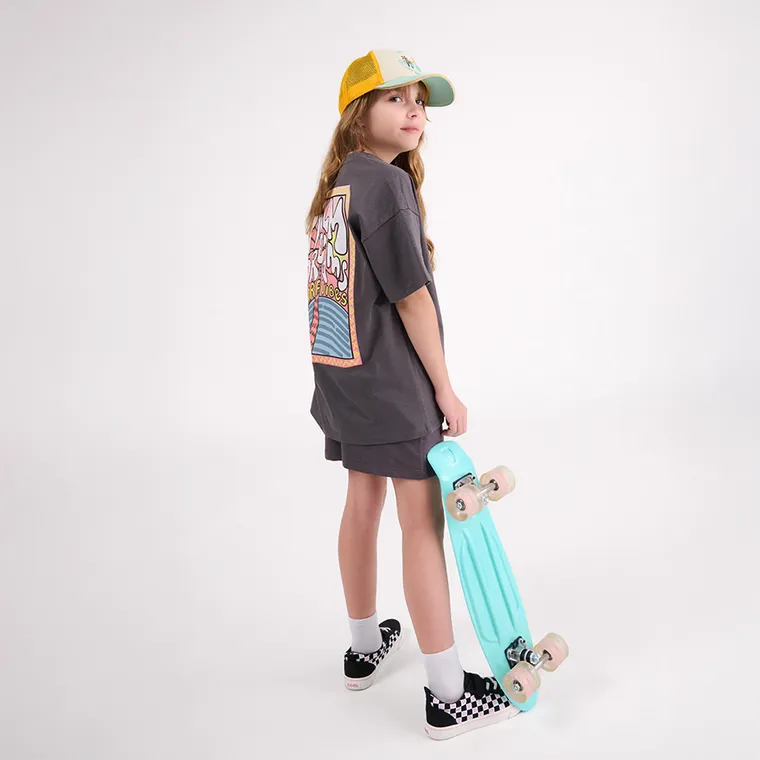 Smiki, deskorolka typu fish ze świecącymi kołami LED, miętowa