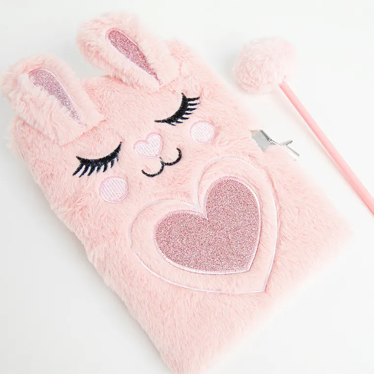 Smiki, Królik, pamiętnik z długopisem