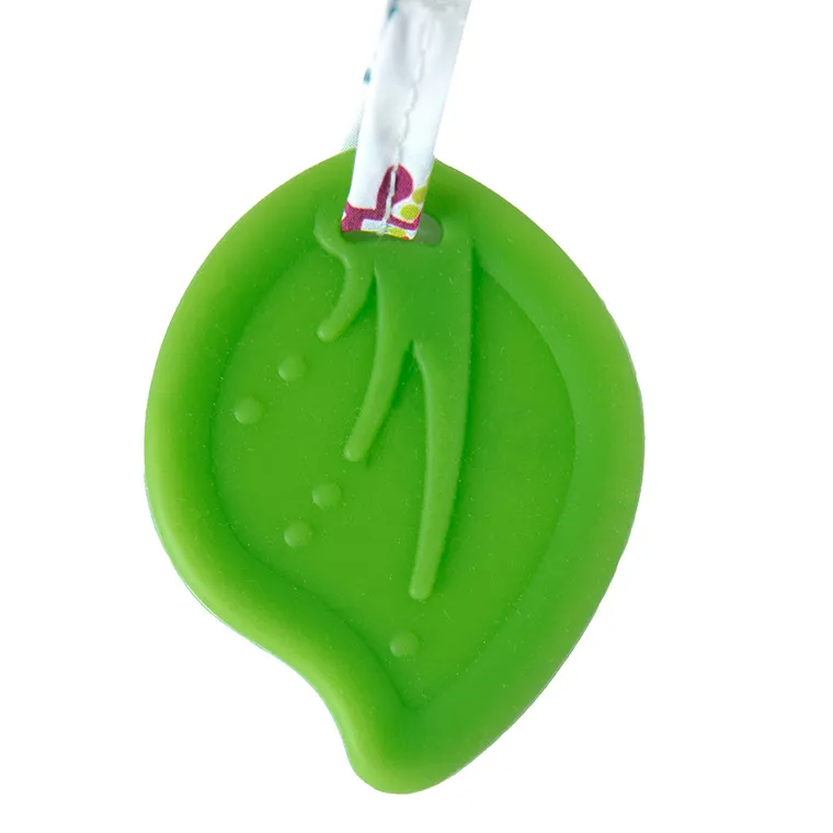 Smiki, Pies, maskotka z zawieszką i gryzakiem