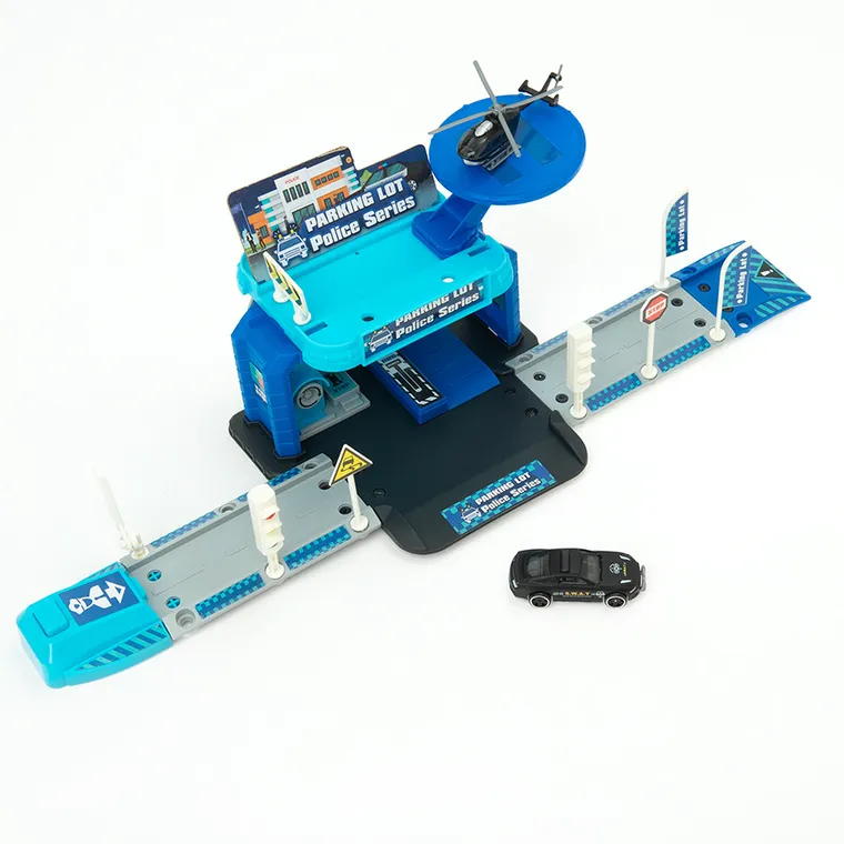 Smiki, Policja, parking z pojazdami, 1:58