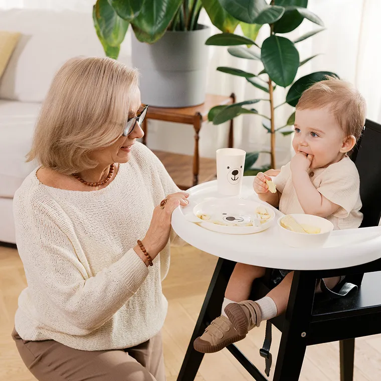 Smiki, Very Bunny, Miś, zestaw naczyń plastikowych